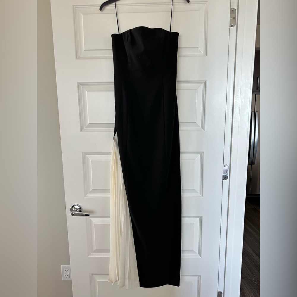 Alice + Olivia Retha Strapless Maxi Dress NWT Size 2 - Picture 2 of 6